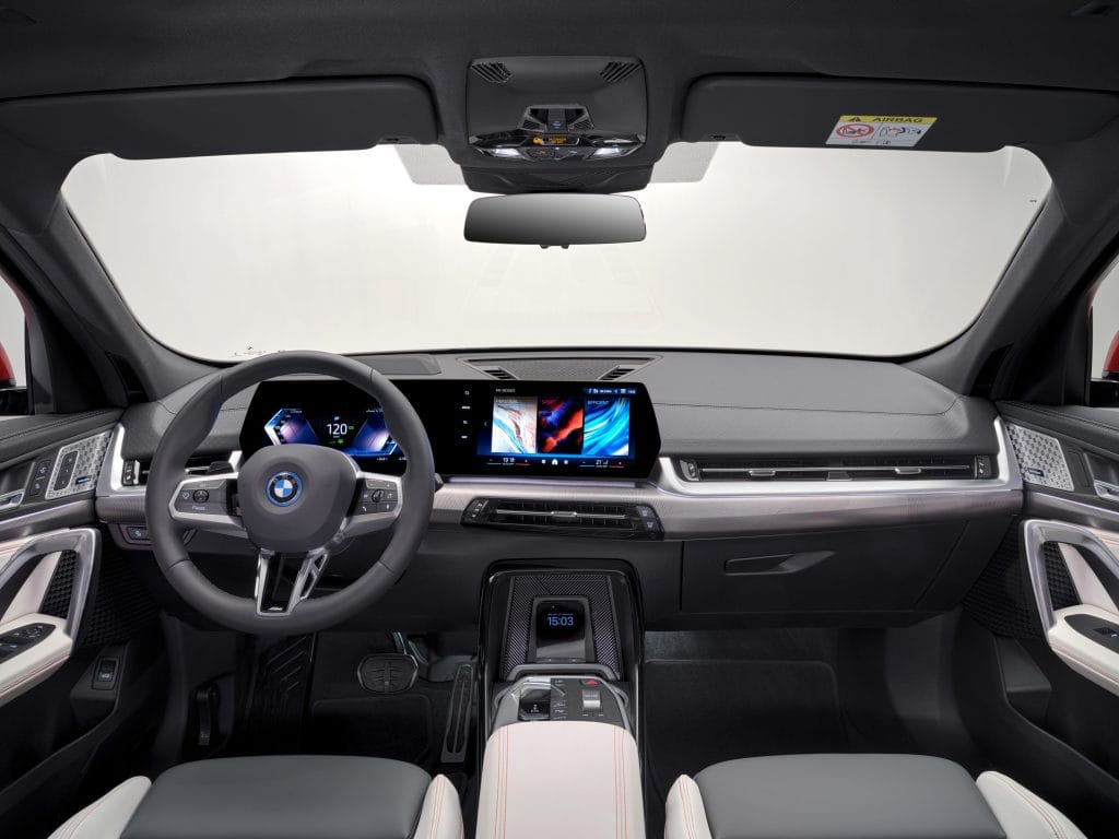 BMW iX2 xDrive30 — снимка 4