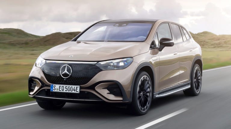 Mercedes EQE SUV 300
