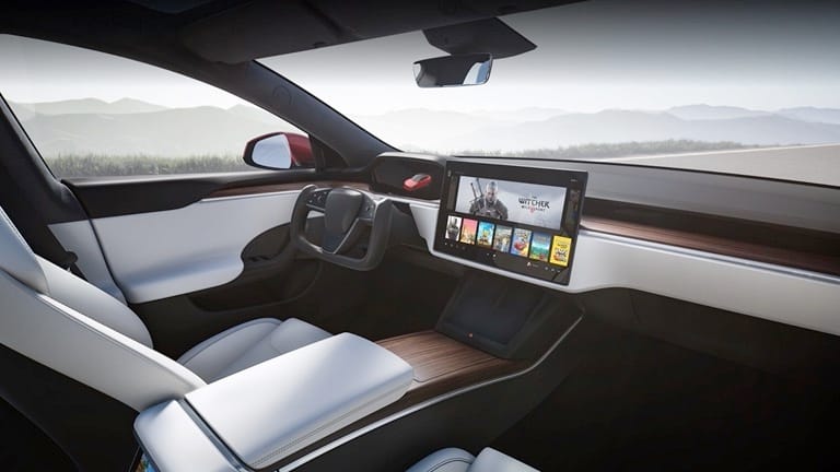 Tesla Model S Plaid — снимка 2