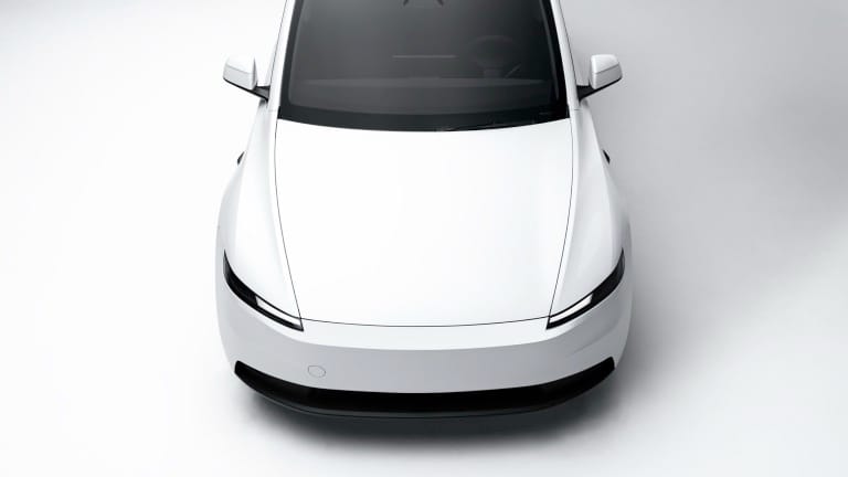Tesla Model Y Standard RWD (Juniper) — image 2