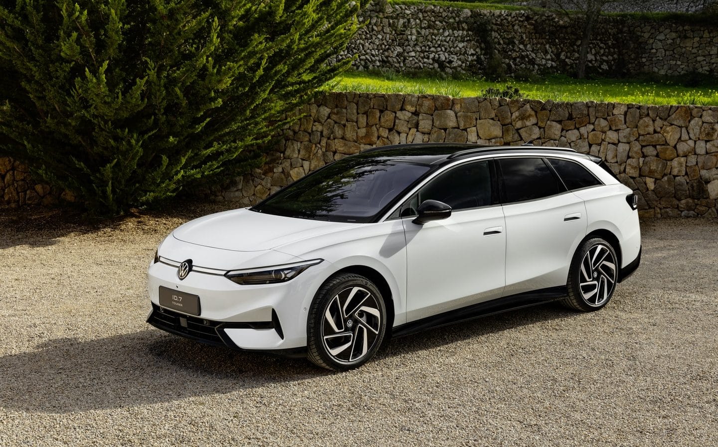 Volkswagen ID.7 Tourer Pro S — image 3